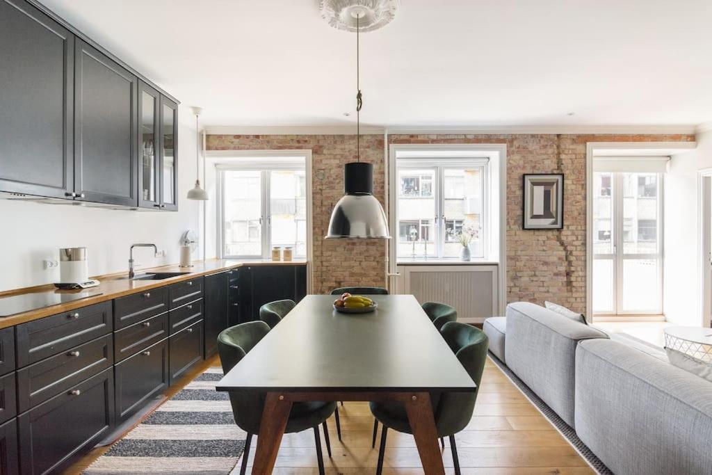 Cozy Apartment In Christianshavn W Two Balconies. Копенгаген Екстер'єр фото